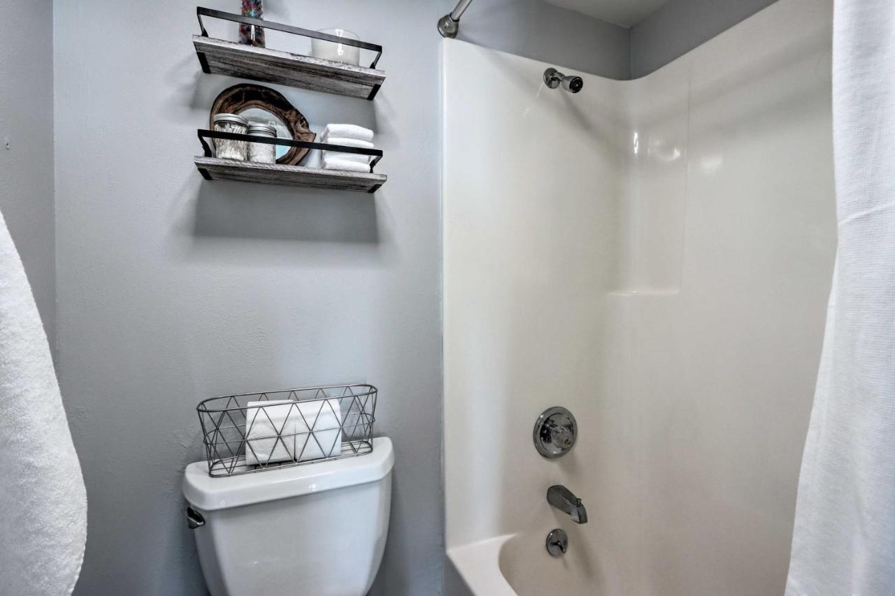 Osage Beach Condo With Pool Access And Lake Views Экстерьер фото